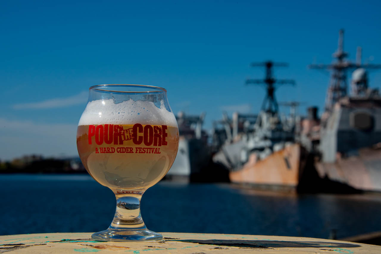 Pour The Core 2019-6721 - Photo by Karl Mischler, Jr